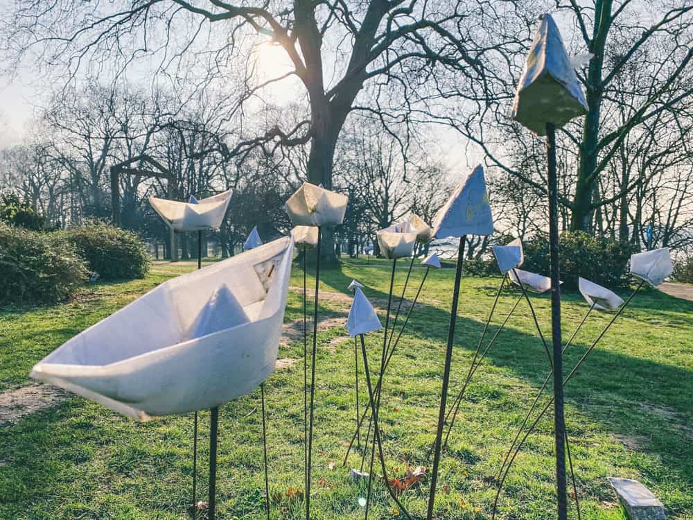 Schlosspark Stammheim Kunstinstallationen - Walk and Wonder