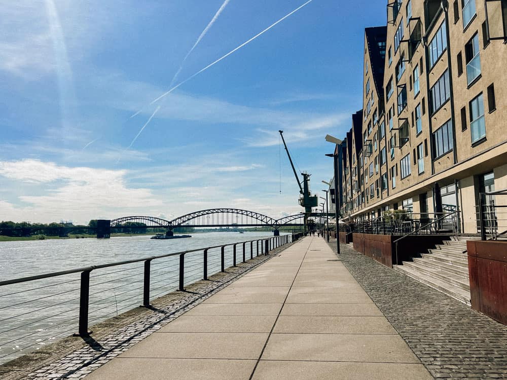 Rheinauhafen Spaziergang Komoot-Runde - Walk and Wonder