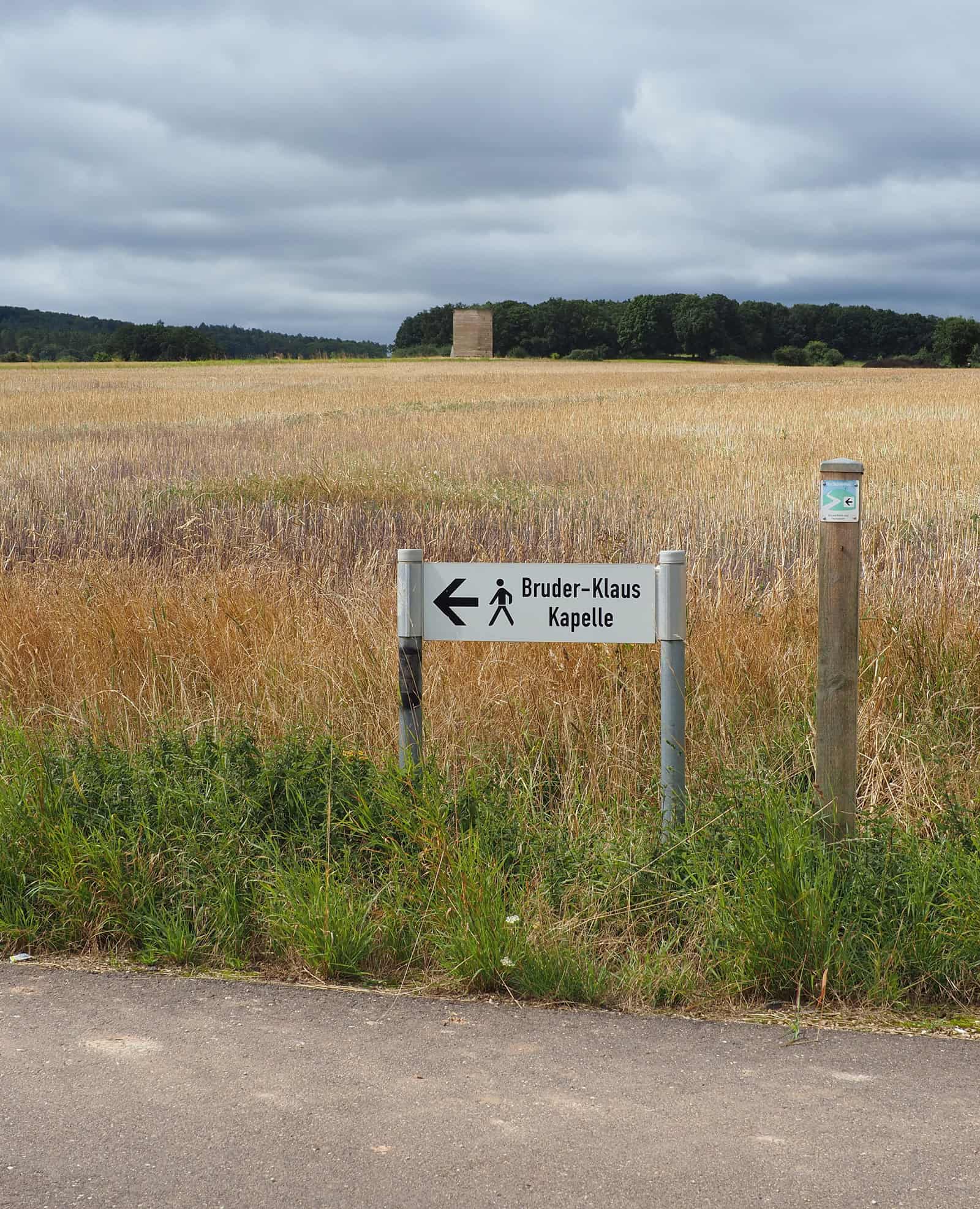 Feldweg zur Kapelle Bruder Klaus Mechernich